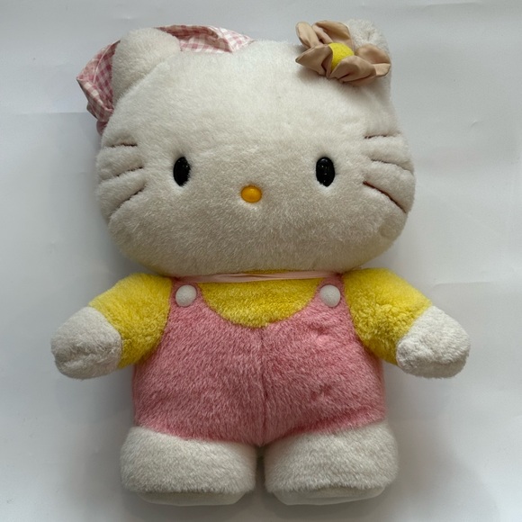 Vintage Hello Kitty Sanrio plush - Picture 1 of 4